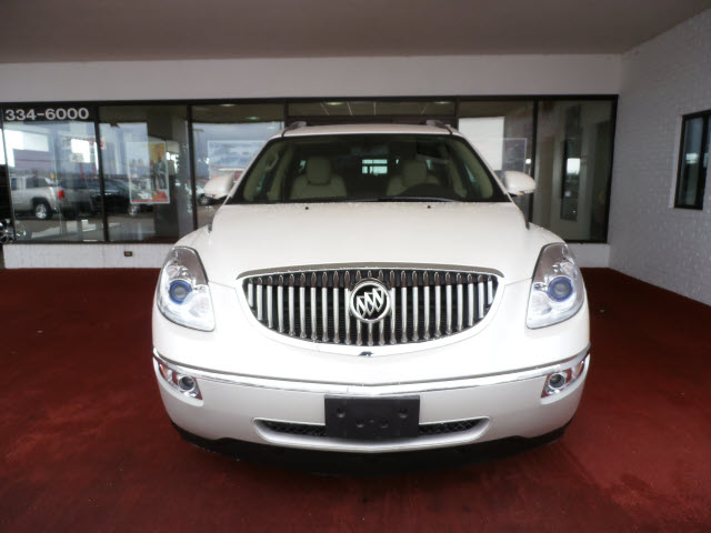 Buick Enclave 2011 photo 1