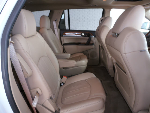 Buick Enclave 2011 photo 5