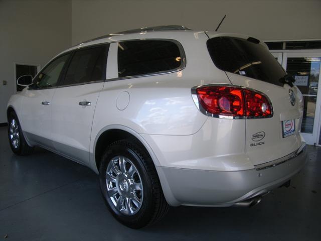 Buick Enclave 2011 photo 4