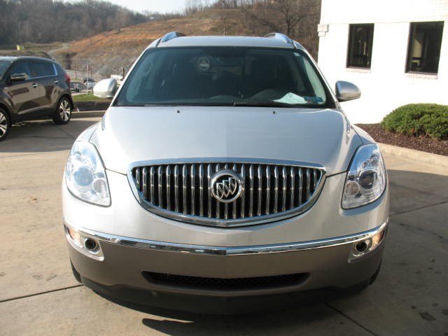 Buick Enclave 2011 photo 1