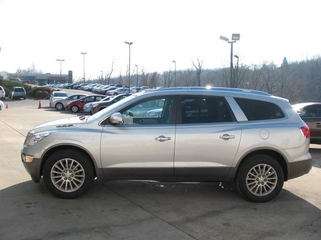 Buick Enclave 2011 photo 3