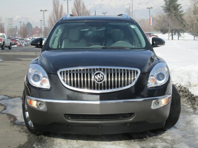 Buick Enclave 2011 photo 1