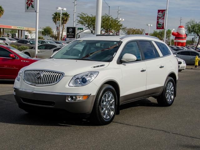 Buick Enclave 2011 photo 2