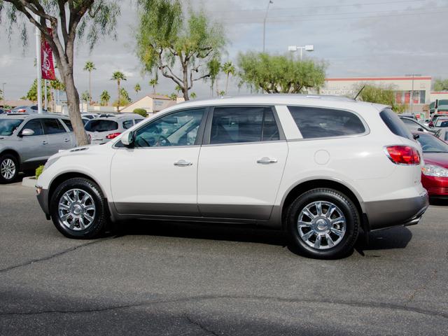 Buick Enclave 2011 photo 3