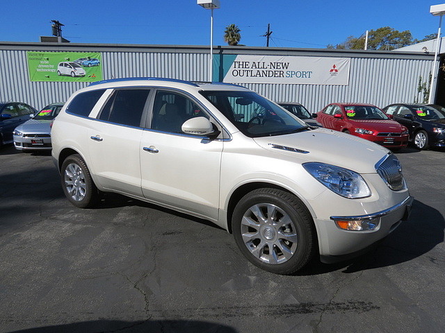 Buick Enclave SLT 3RD ROW 4X4 Unspecified