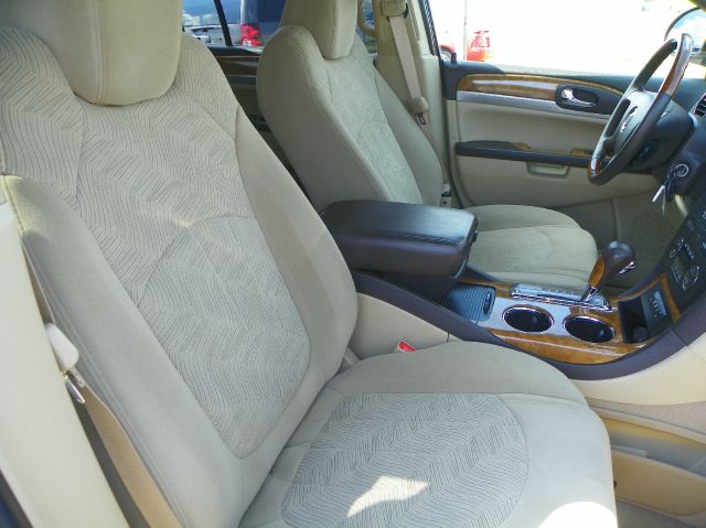 Buick Enclave 2011 photo 12