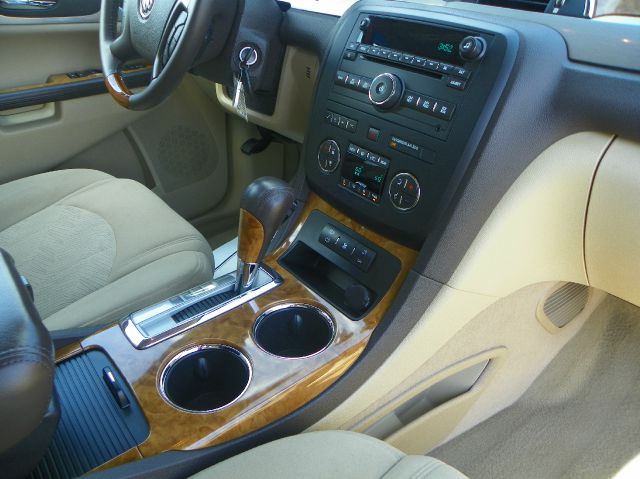 Buick Enclave 2011 photo 21