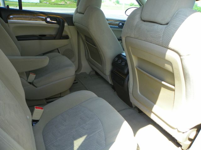 Buick Enclave 2011 photo 23