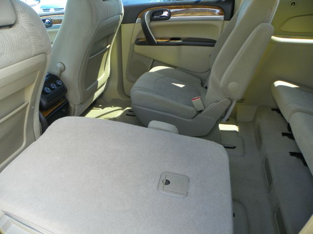 Buick Enclave 2011 photo 25