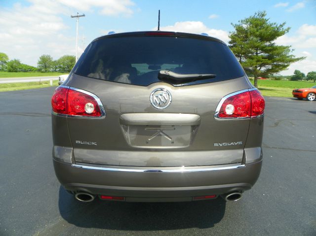 Buick Enclave 2011 photo 3