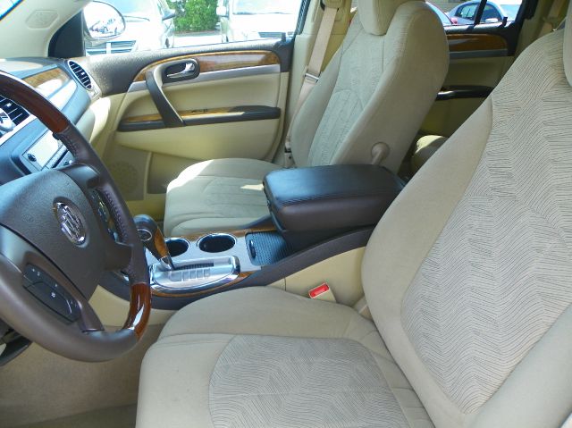 Buick Enclave 2011 photo 5