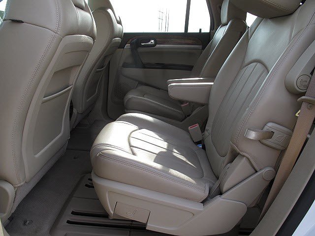 Buick Enclave 2011 photo 5