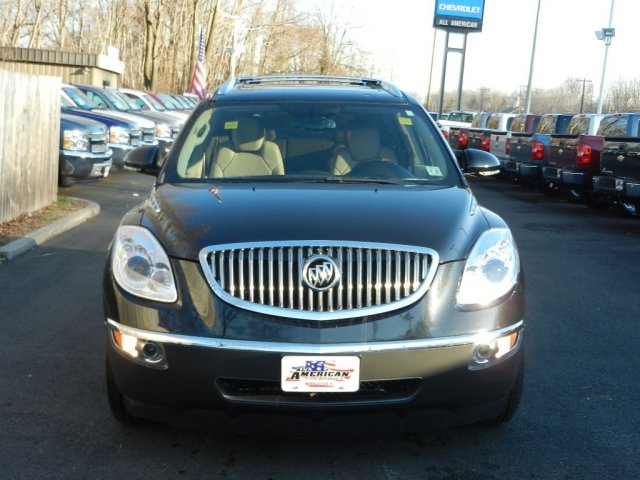 Buick Enclave 2011 photo 2