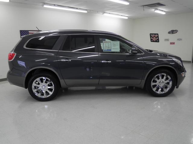 Buick Enclave 2011 photo 1