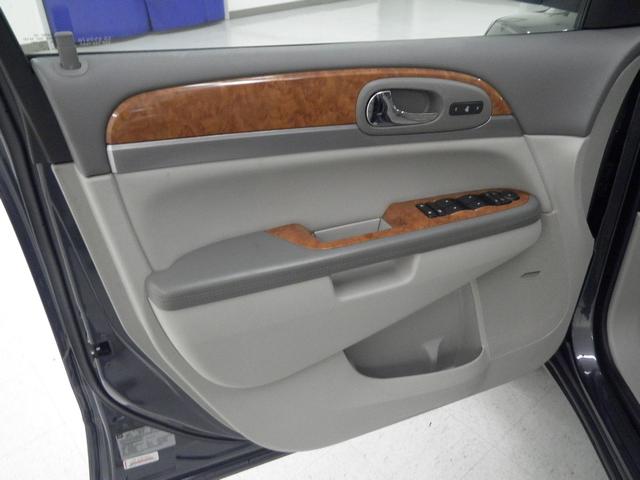 Buick Enclave 2011 photo 5