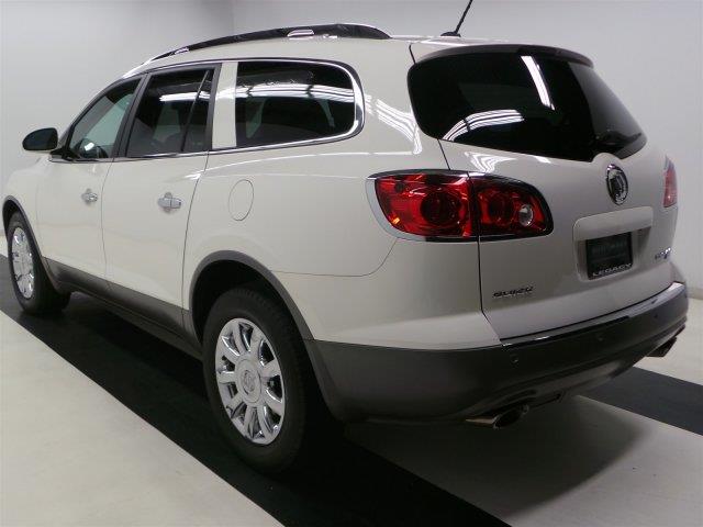 Buick Enclave 2011 photo 3