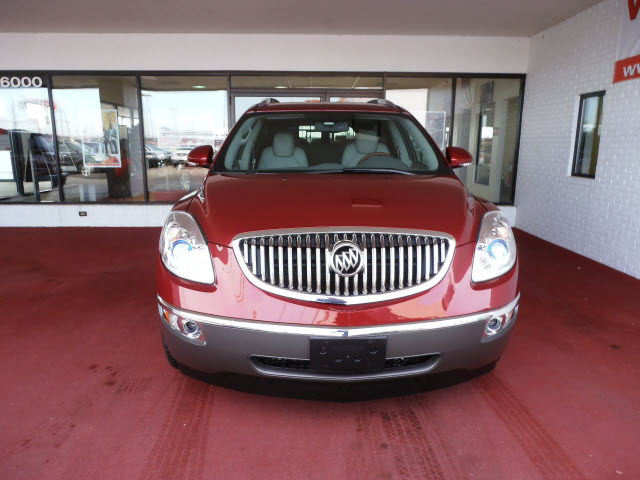 Buick Enclave 2011 photo 1