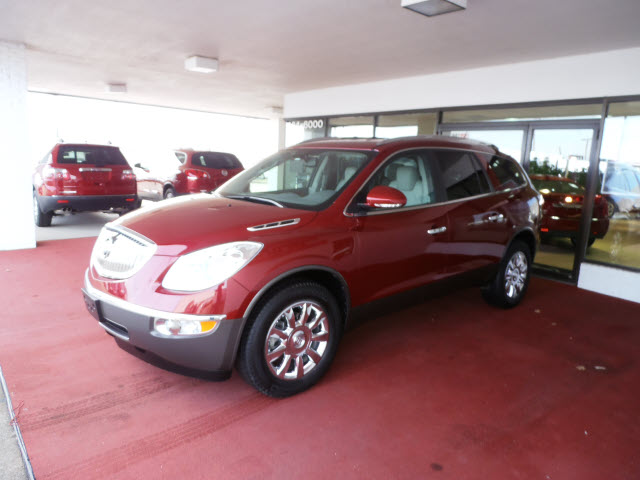 Buick Enclave 2011 photo 2