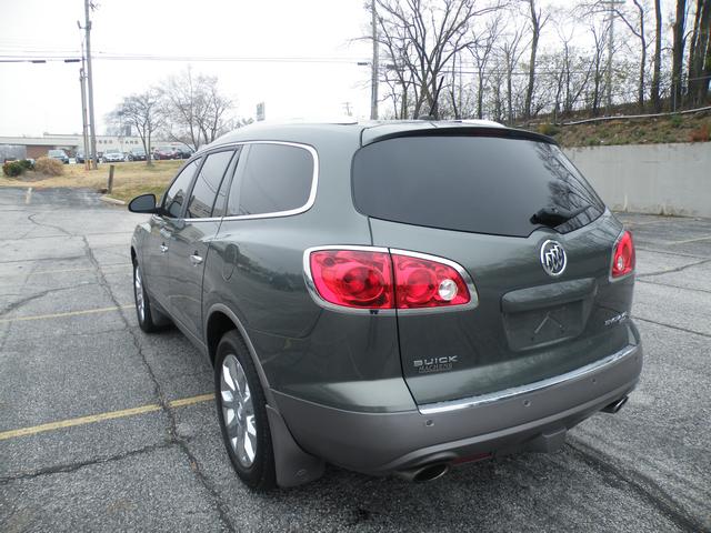 Buick Enclave 2011 photo 4