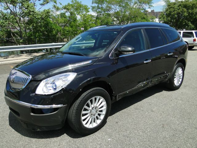 Buick Enclave SV V6 SUV