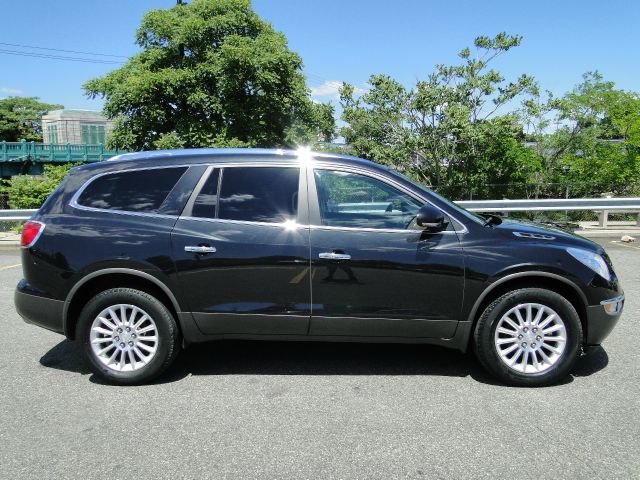 Buick Enclave 2011 photo 4