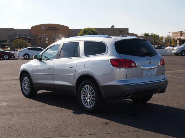 Buick Enclave 2011 photo 4