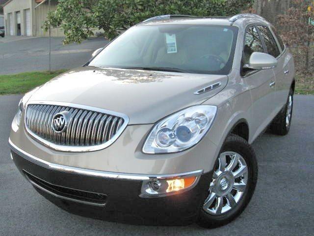 Buick Enclave 2011 photo 2