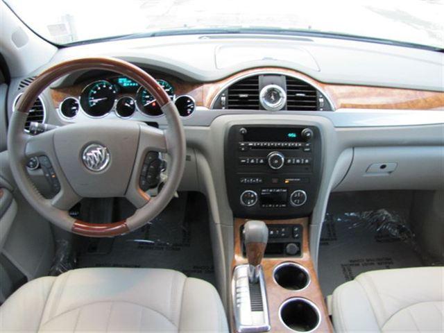 Buick Enclave 2011 photo 4