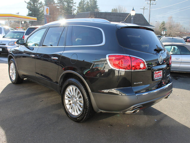 Buick Enclave 2011 photo 1