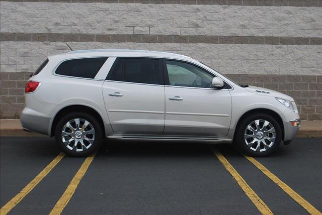 Buick Enclave SLT 3RD ROW 4X4 SUV