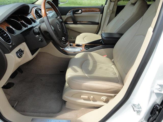 Buick Enclave 2012 photo 4