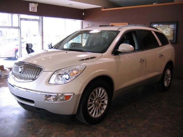 Buick Enclave 2012 photo 2