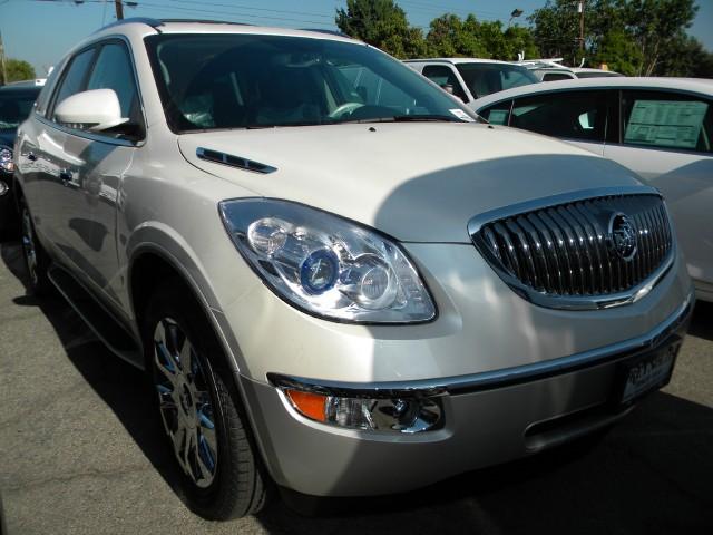 Buick Enclave 2012 photo 1