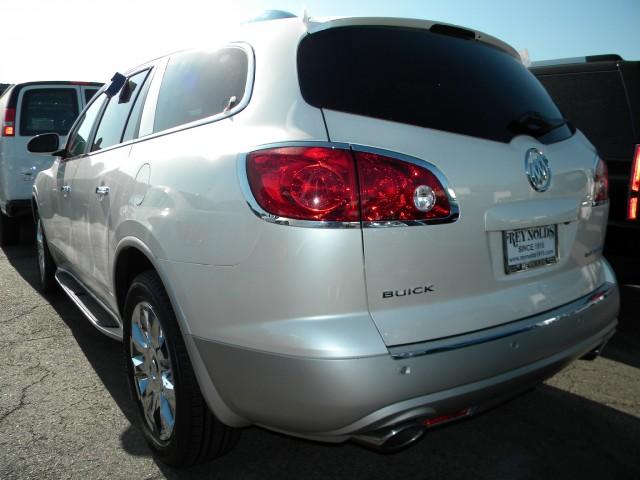 Buick Enclave 2012 photo 4