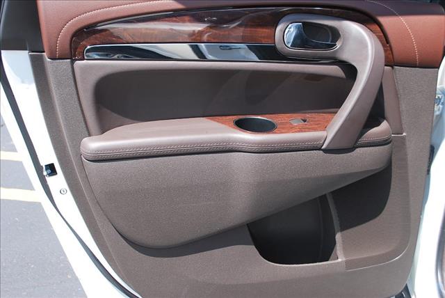 Buick Enclave 2013 photo 21