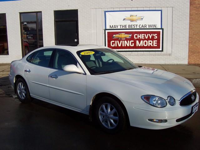 Buick LaCrosse 2005 photo 1