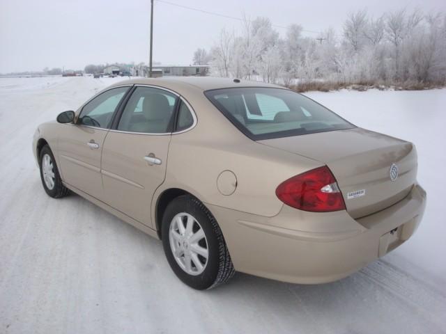 Buick LaCrosse 2005 photo 4