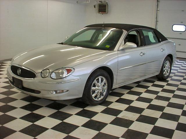 Buick LaCrosse 2005 photo 1