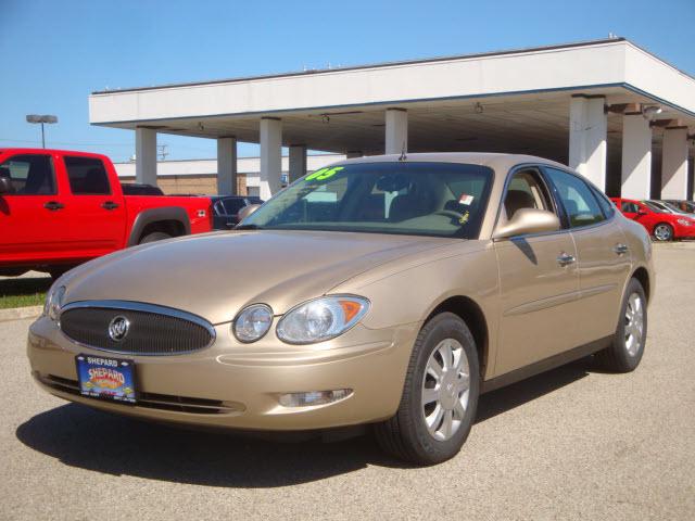 Buick LaCrosse 2005 photo 1