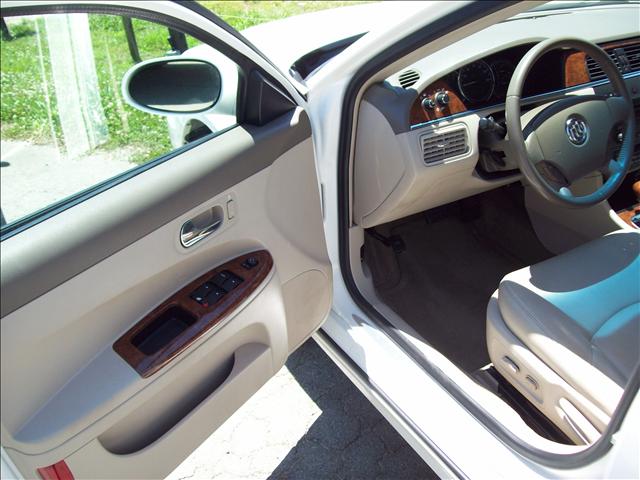 Buick LaCrosse 2005 photo 4