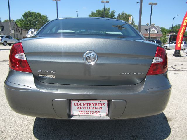 Buick LaCrosse 2005 photo 1