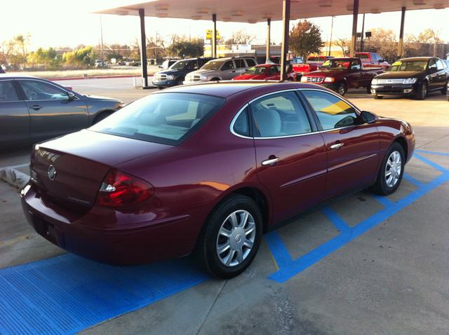 Buick LaCrosse 2005 photo 3