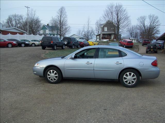 Buick LaCrosse 2005 photo 1