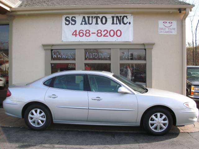 Buick LaCrosse 2005 photo 1