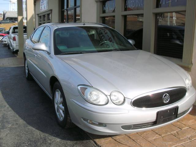 Buick LaCrosse 2005 photo 0