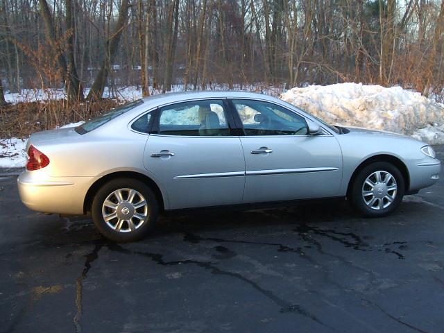 Buick LaCrosse 2005 photo 1