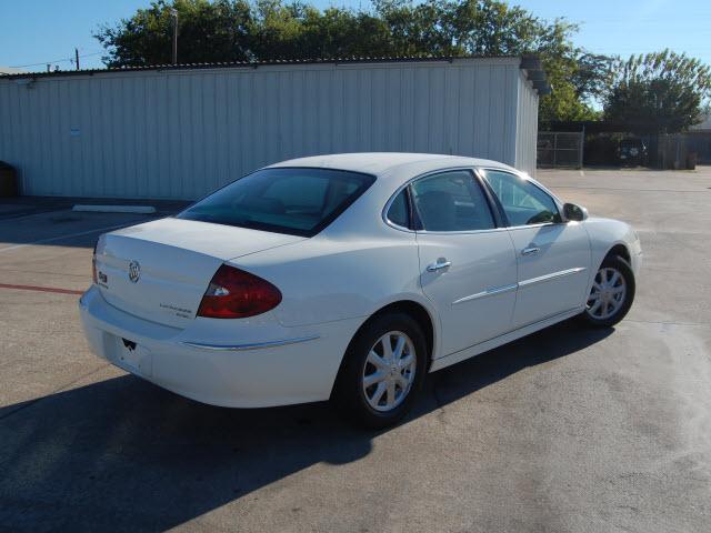 Buick LaCrosse 2005 photo 1