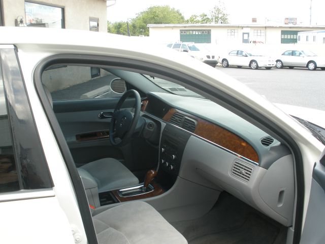 Buick LaCrosse 2005 photo 4