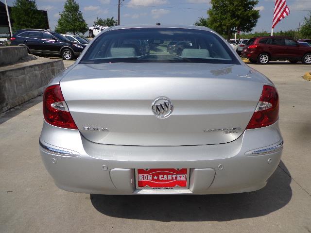 Buick LaCrosse 2005 photo 1