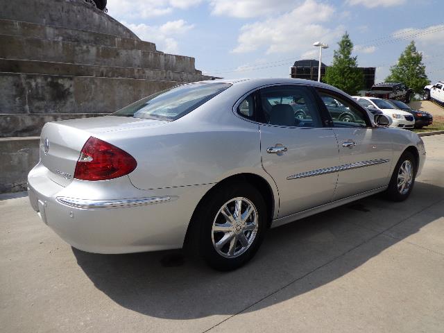 Buick LaCrosse 2005 photo 32